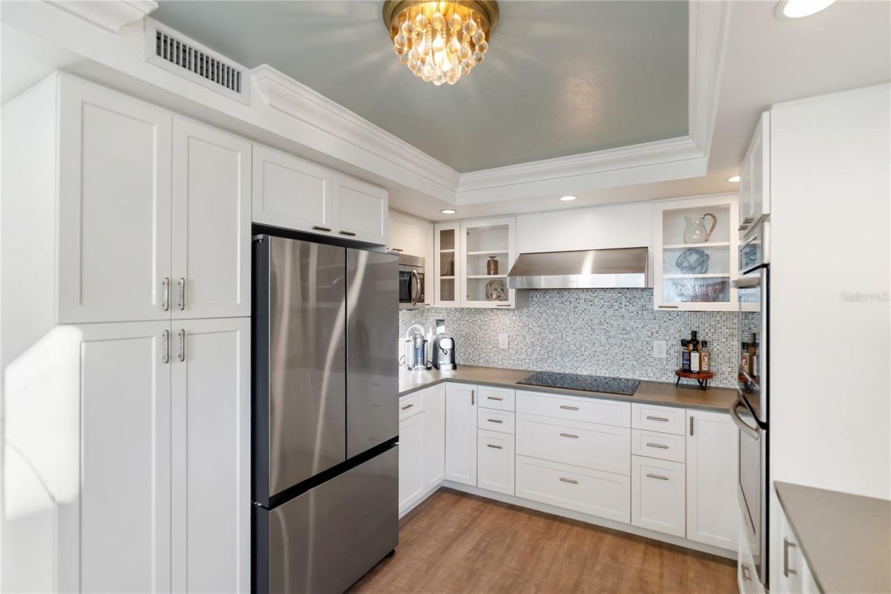 101 Sunset Drive, Unit 402, Sarasota, FL 34236 Photo