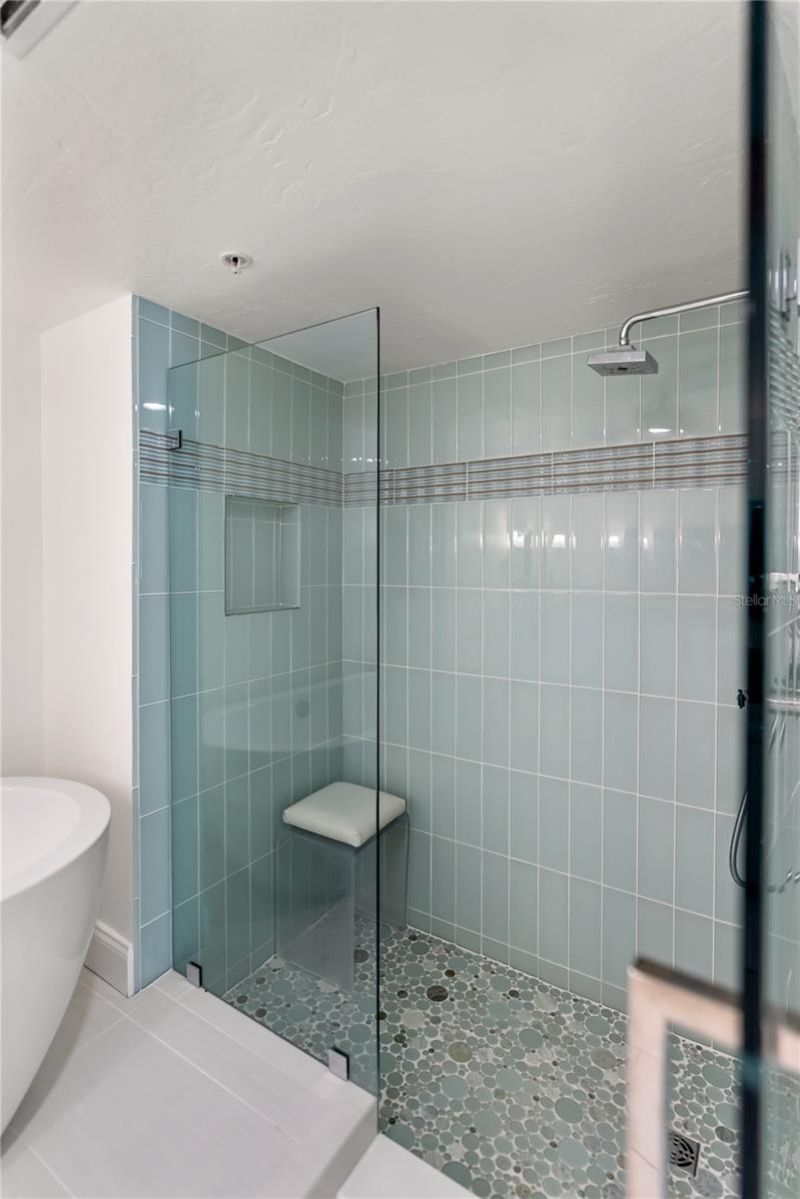 101 Sunset Drive, Unit 402, Sarasota, FL 34236 Photo