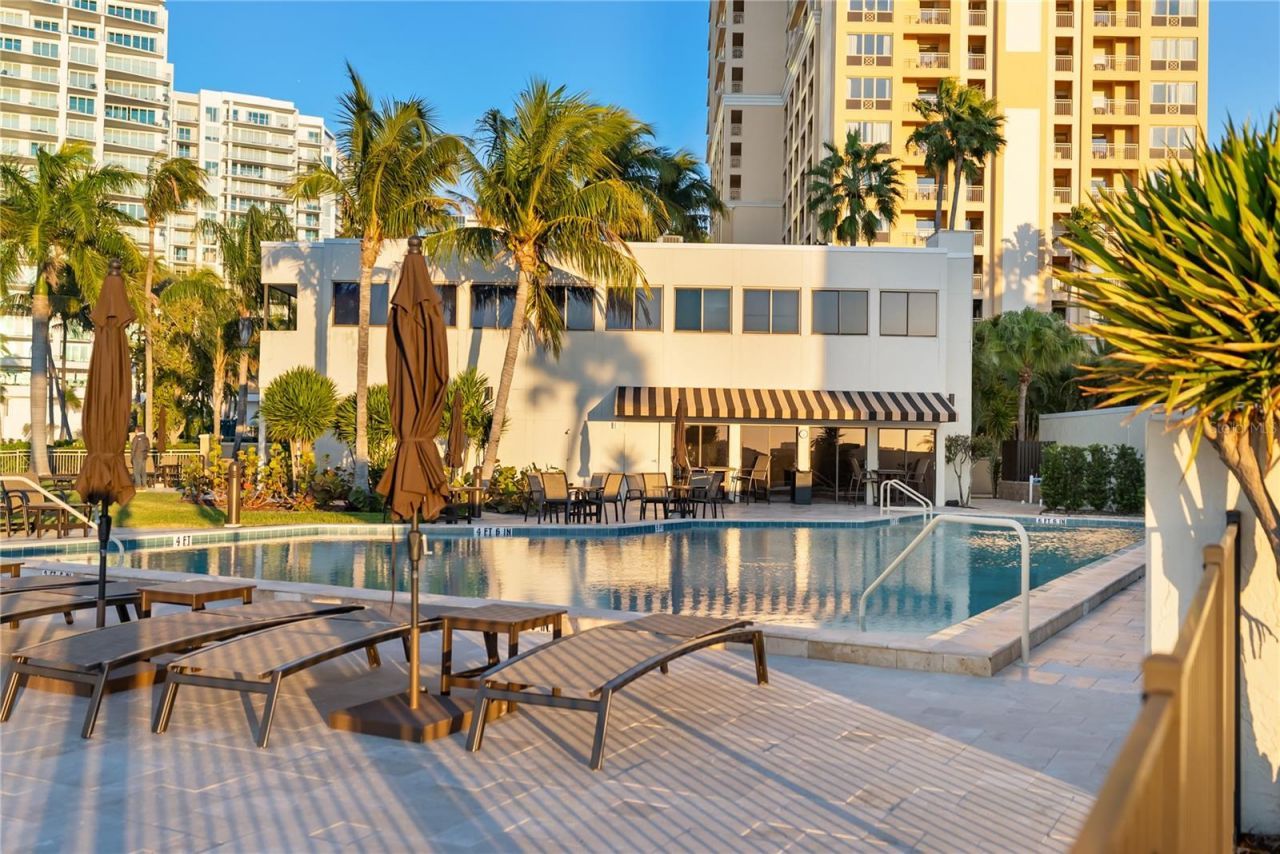 101 Sunset Drive, Unit 402, Sarasota, FL 34236 Photo