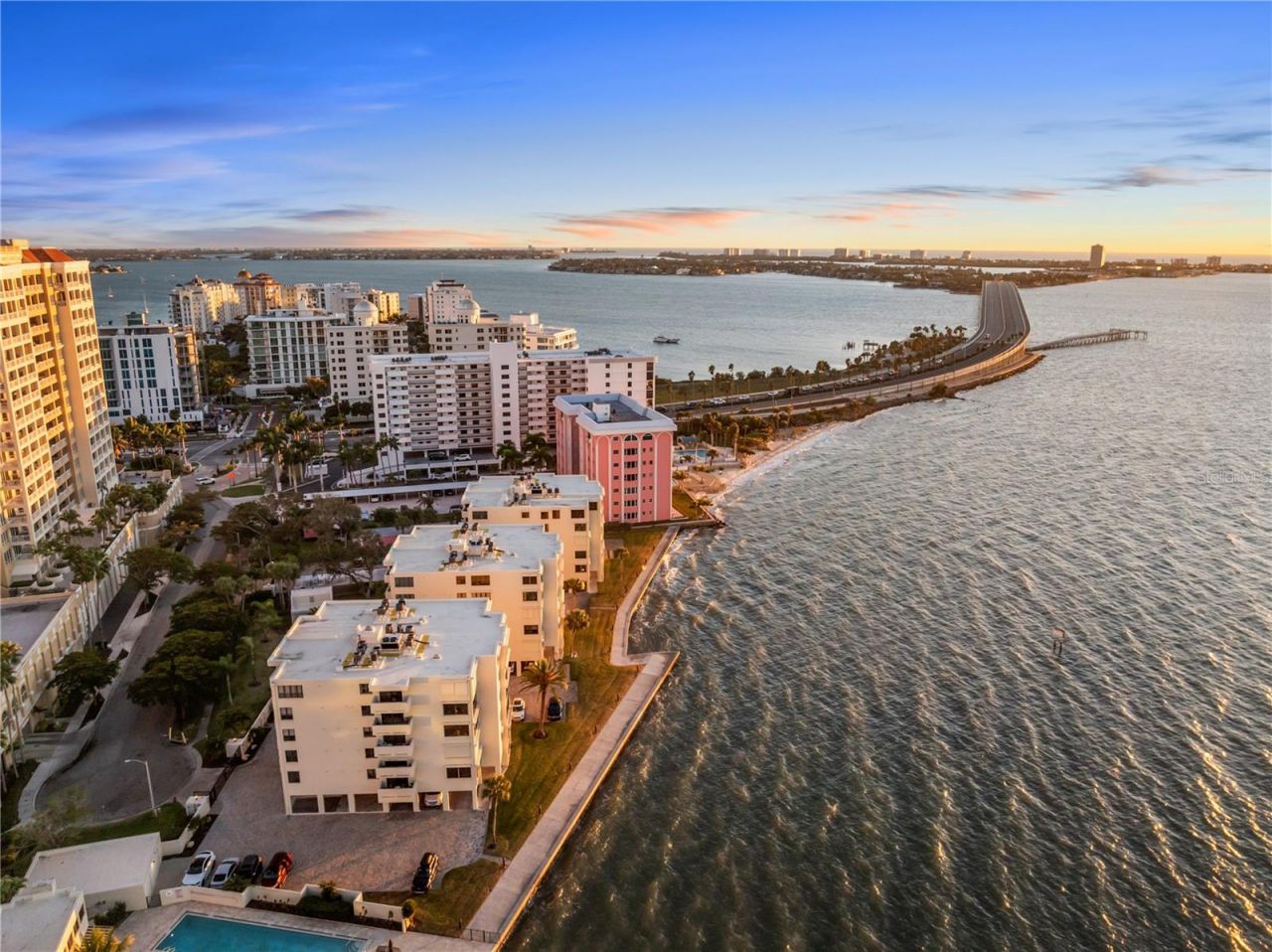 101 Sunset Drive, Unit 402, Sarasota, FL 34236 Photo