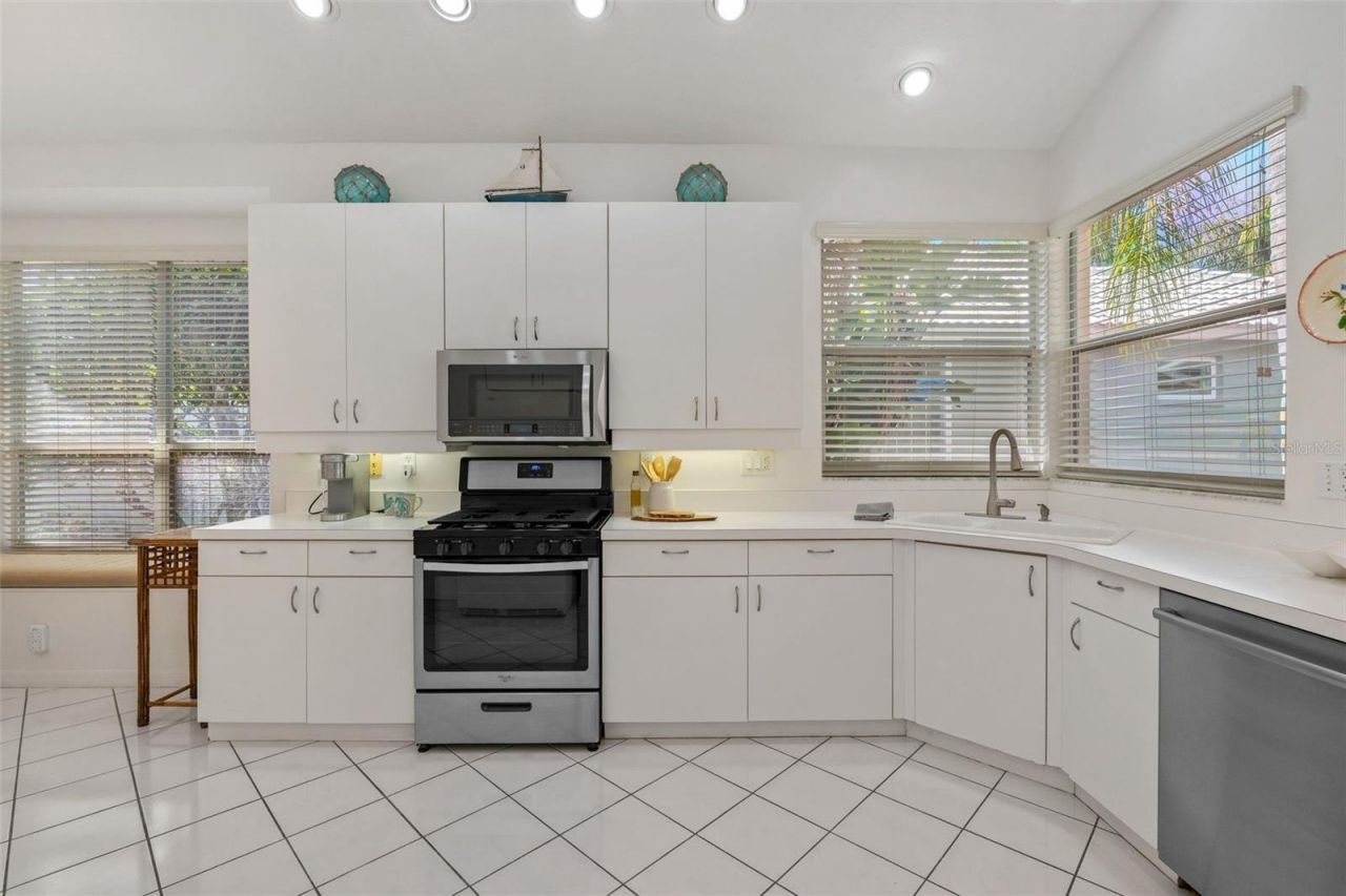 6427 Berkshire Place, University Park, FL 34201 Photo