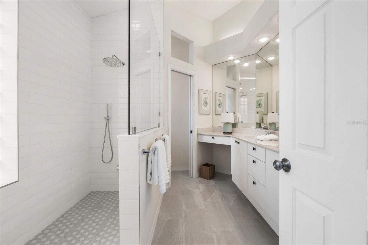 6427 Berkshire Place, University Park, FL 34201 Photo