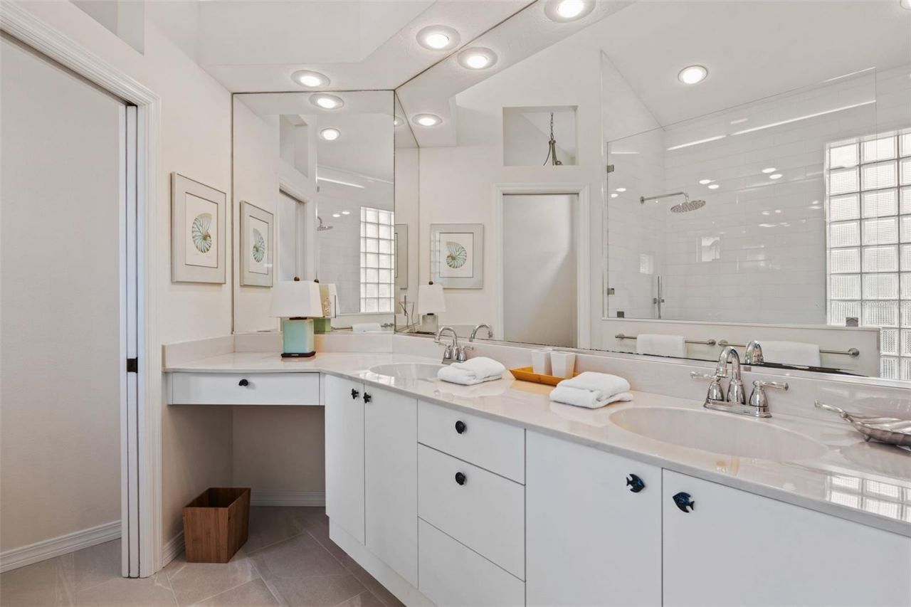 6427 Berkshire Place, University Park, FL 34201 Photo