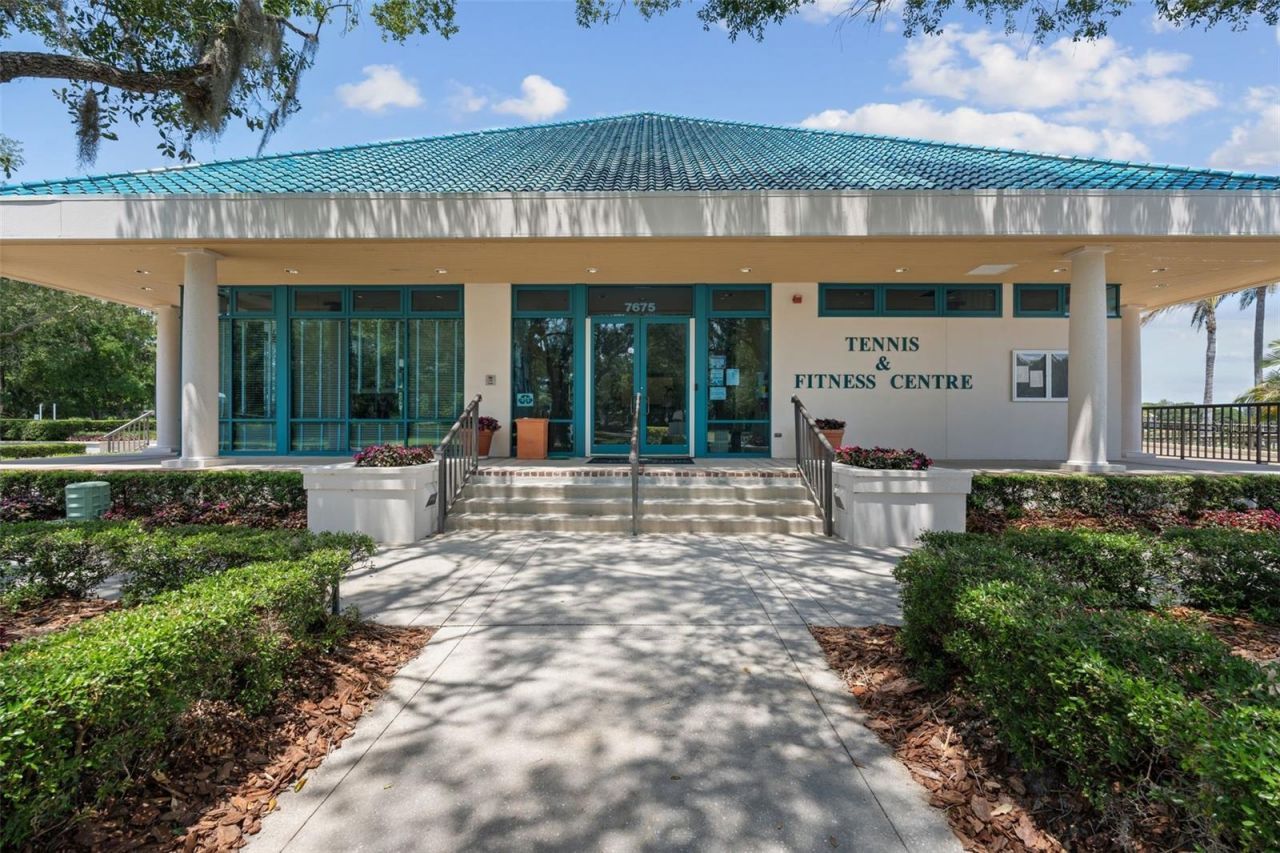 6427 Berkshire Place, University Park, FL 34201 Photo