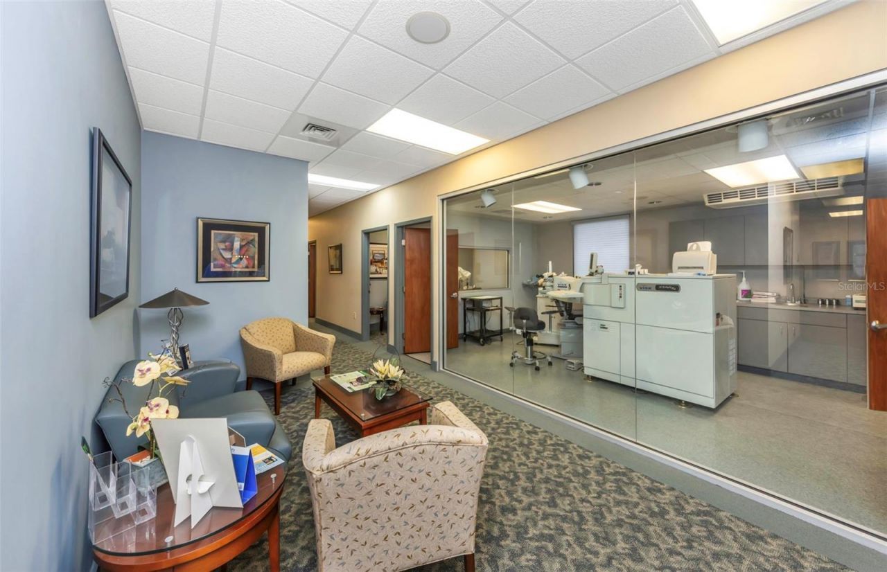 2346 Drew Street, Unit 1F, Clearwater, FL 33765 Photo