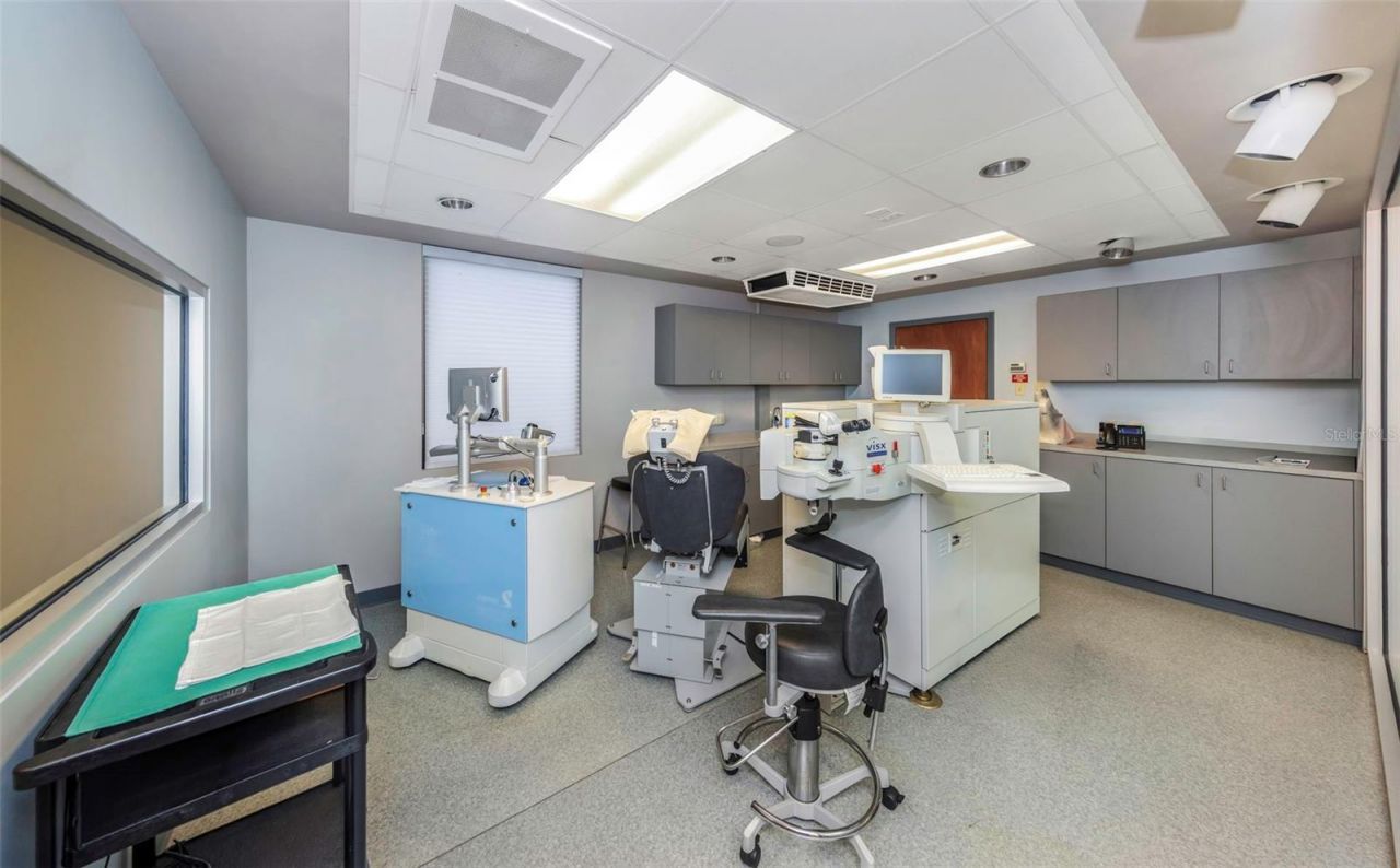 2346 Drew Street, Unit 1F, Clearwater, FL 33765 Photo