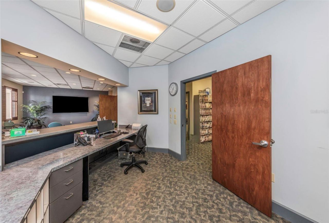 2346 Drew Street, Unit 1F, Clearwater, FL 33765 Photo