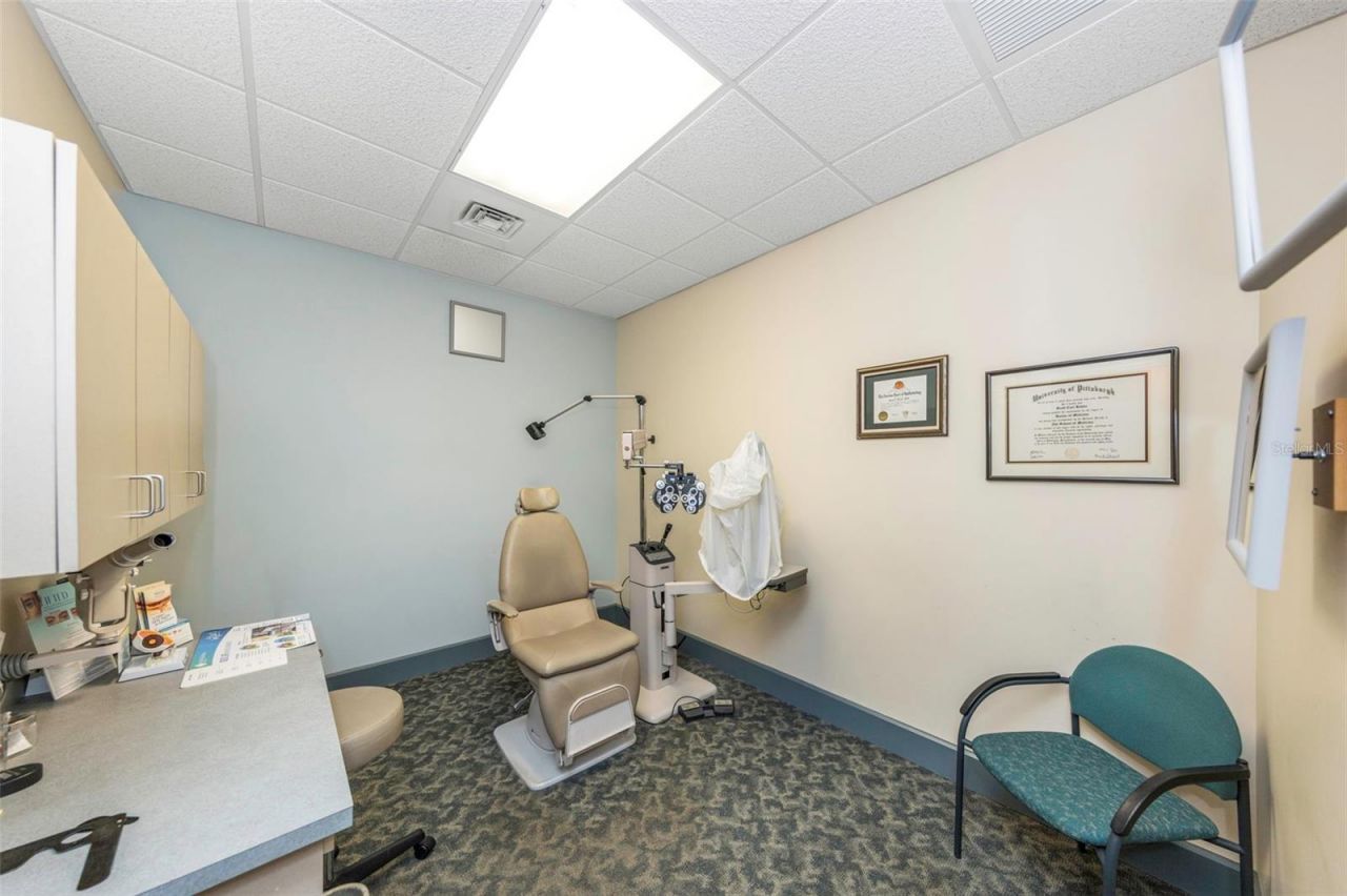 2346 Drew Street, Unit 1F, Clearwater, FL 33765 Photo