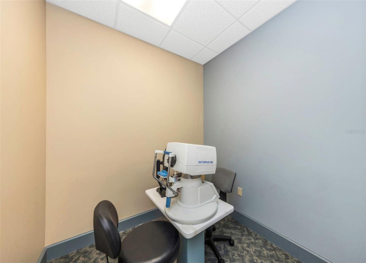 2346 Drew Street, Unit 1F, Clearwater, FL 33765 Photo