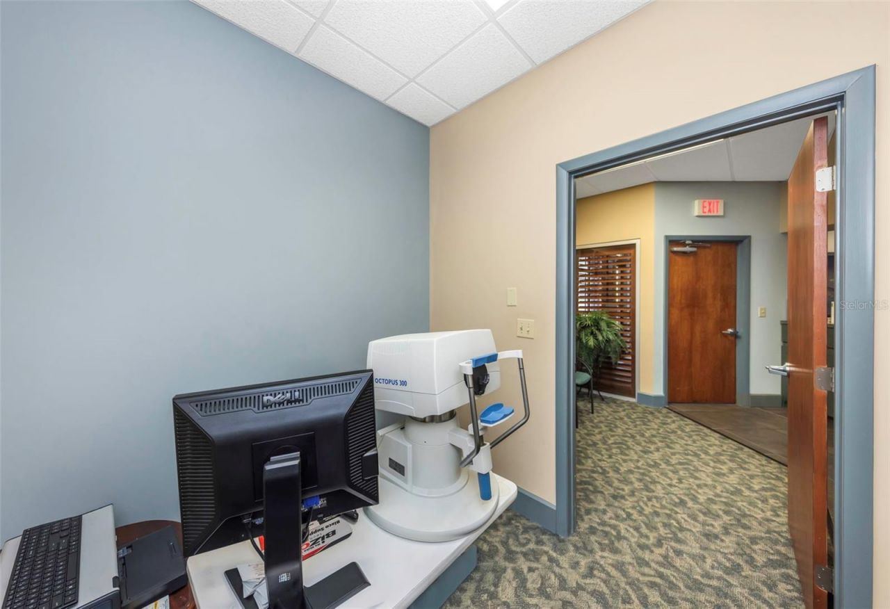 2346 Drew Street, Unit 1F, Clearwater, FL 33765 Photo