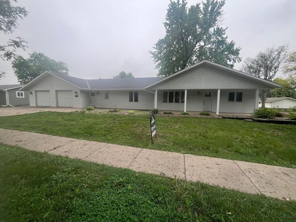 408 Grove Street, Boyden, IA 00000