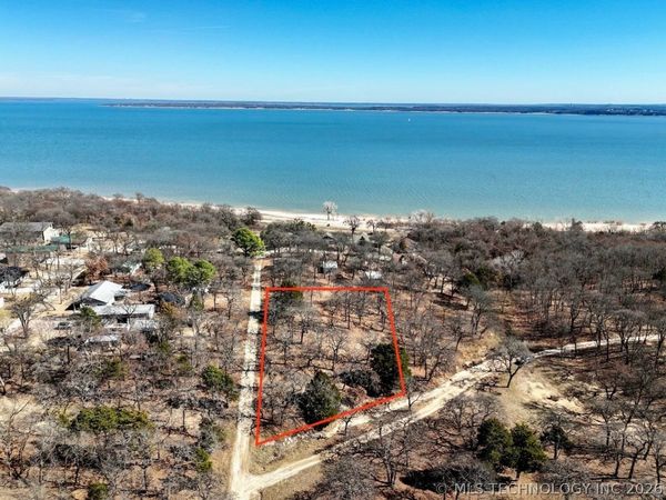 210 Maple Drive , Kingston, OK 73439