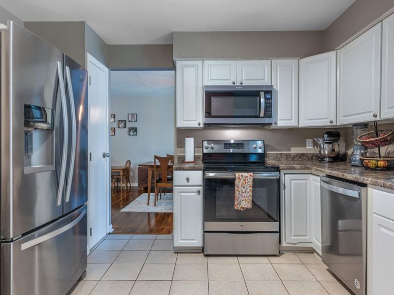 6000 Cobbleskill Court, Centerville, OH 45459 Photo 14