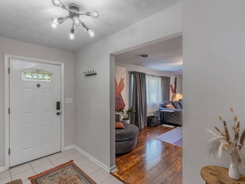 6000 Cobbleskill Court, Centerville, OH 45459 Photo 4