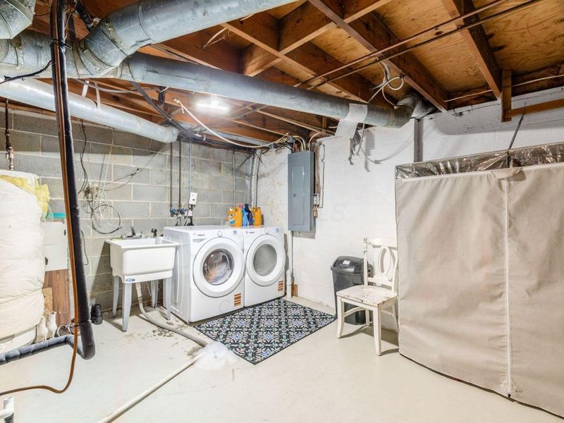 6142 Laurelwood Court, Columbus, OH 43229 Photo 21