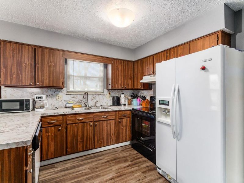 6142 Laurelwood Court, Columbus, OH 43229 Photo 25