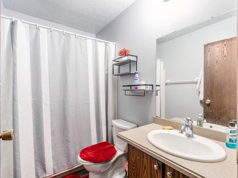 6142 Laurelwood Court, Columbus, OH 43229 Photo 35