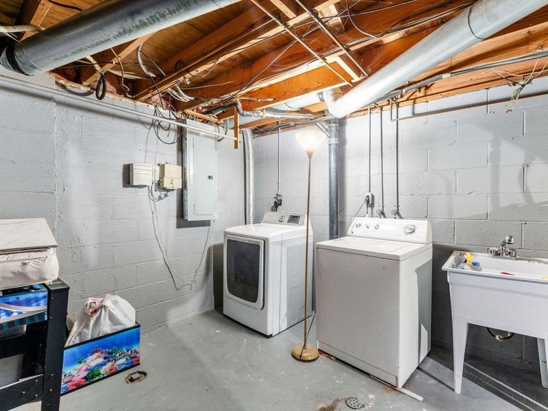 6142 Laurelwood Court, Columbus, OH 43229 Photo 38