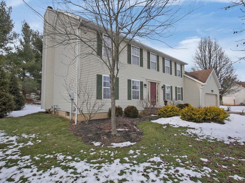 50 Buttercup Court SW, Pataskala, OH 43062 Photo 2