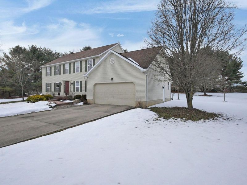 50 Buttercup Court SW, Pataskala, OH 43062 Photo 3