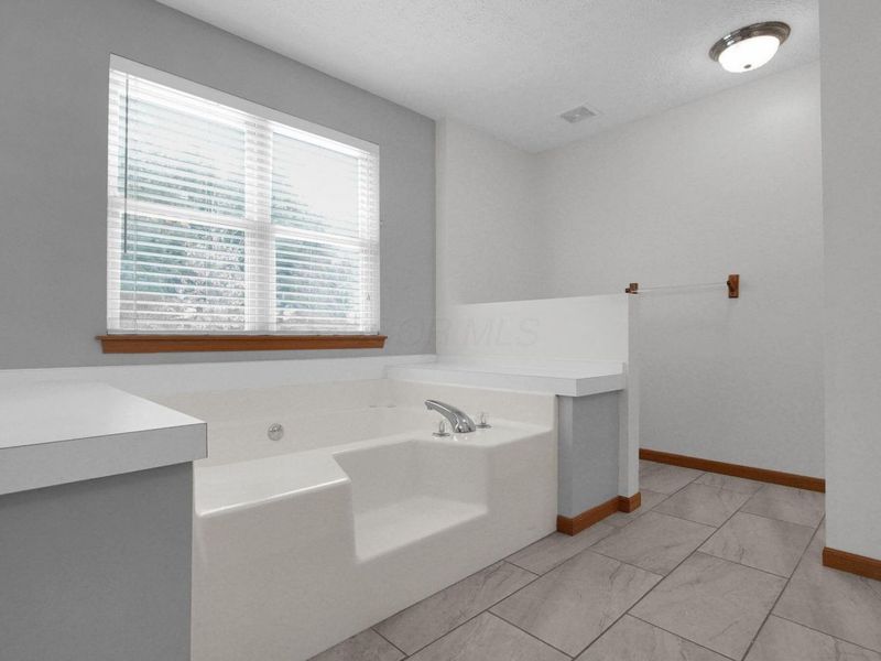 50 Buttercup Court SW, Pataskala, OH 43062 Photo 31