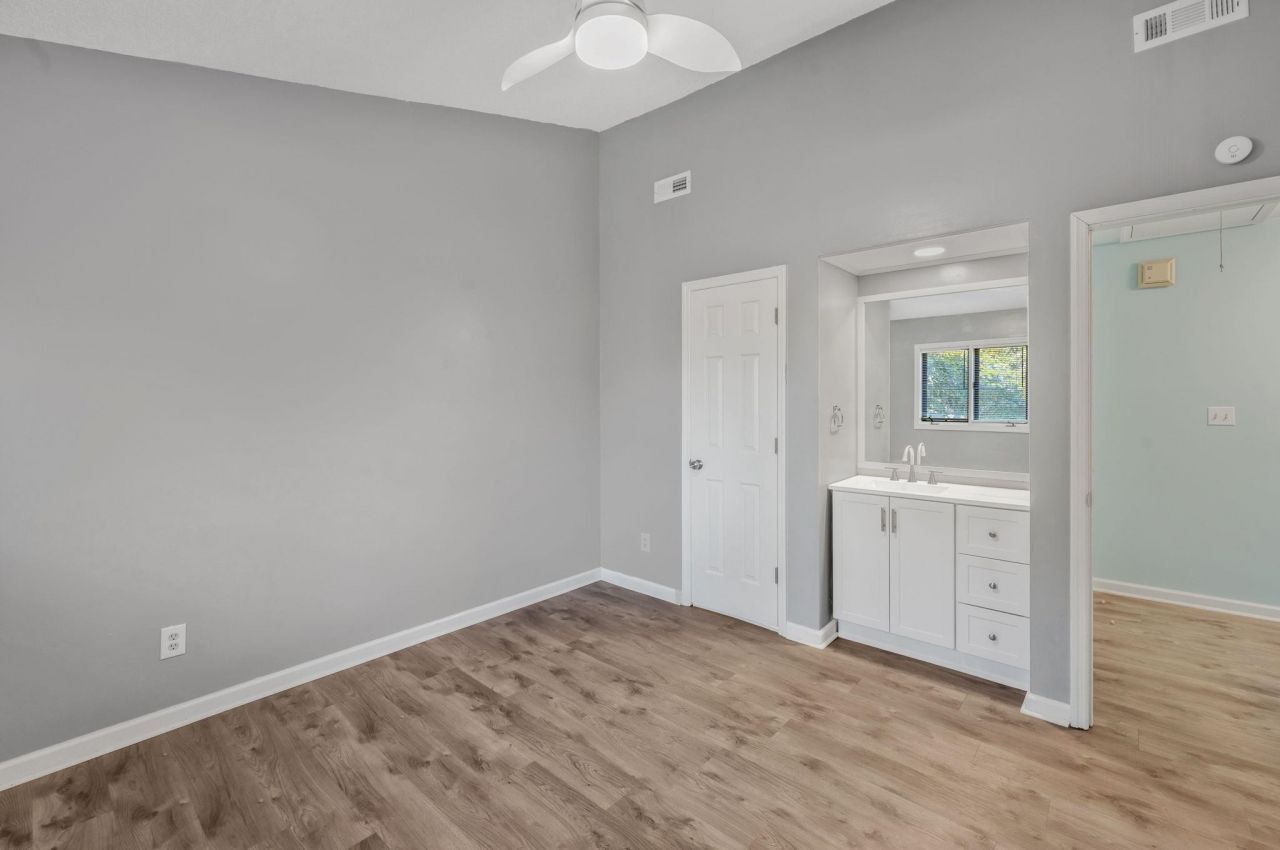 401 10th Ave. S  Photo 31