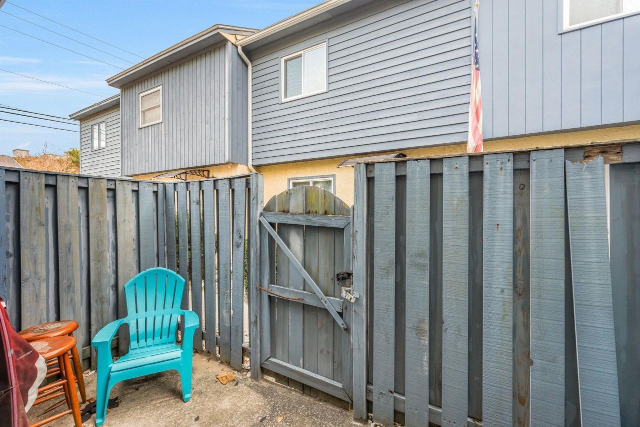 401 10th Ave. S  Photo 39