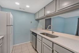 401 10th Ave. S  photo 4