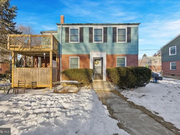 206 W PARKWAY AVENUE, CHESTER, PA 19013