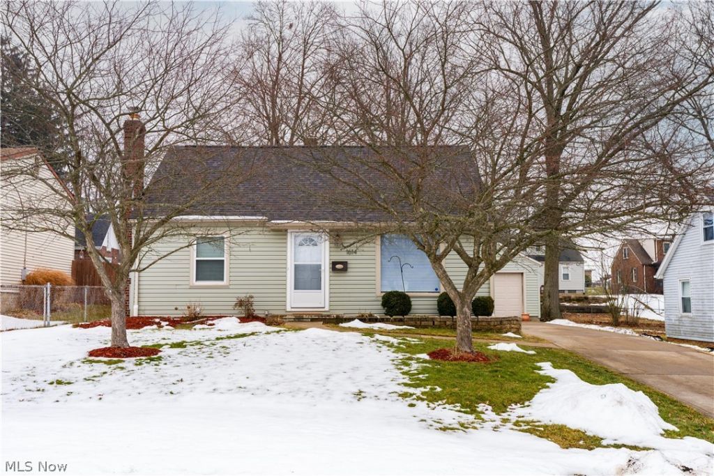 1614 Edmeyer Avenue Nw, Canton, OH 44708 Main Photo