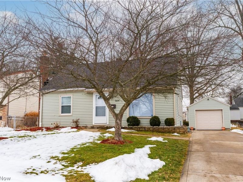 1614 Edmeyer Avenue NW, Canton, OH 44708 Photo 2