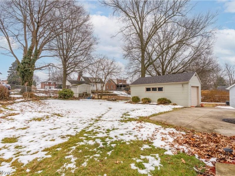 1614 Edmeyer Avenue NW, Canton, OH 44708 Photo 5