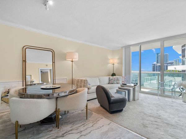 347 N New River Dr, Unit 1706, Fort Lauderdale, FL 33301