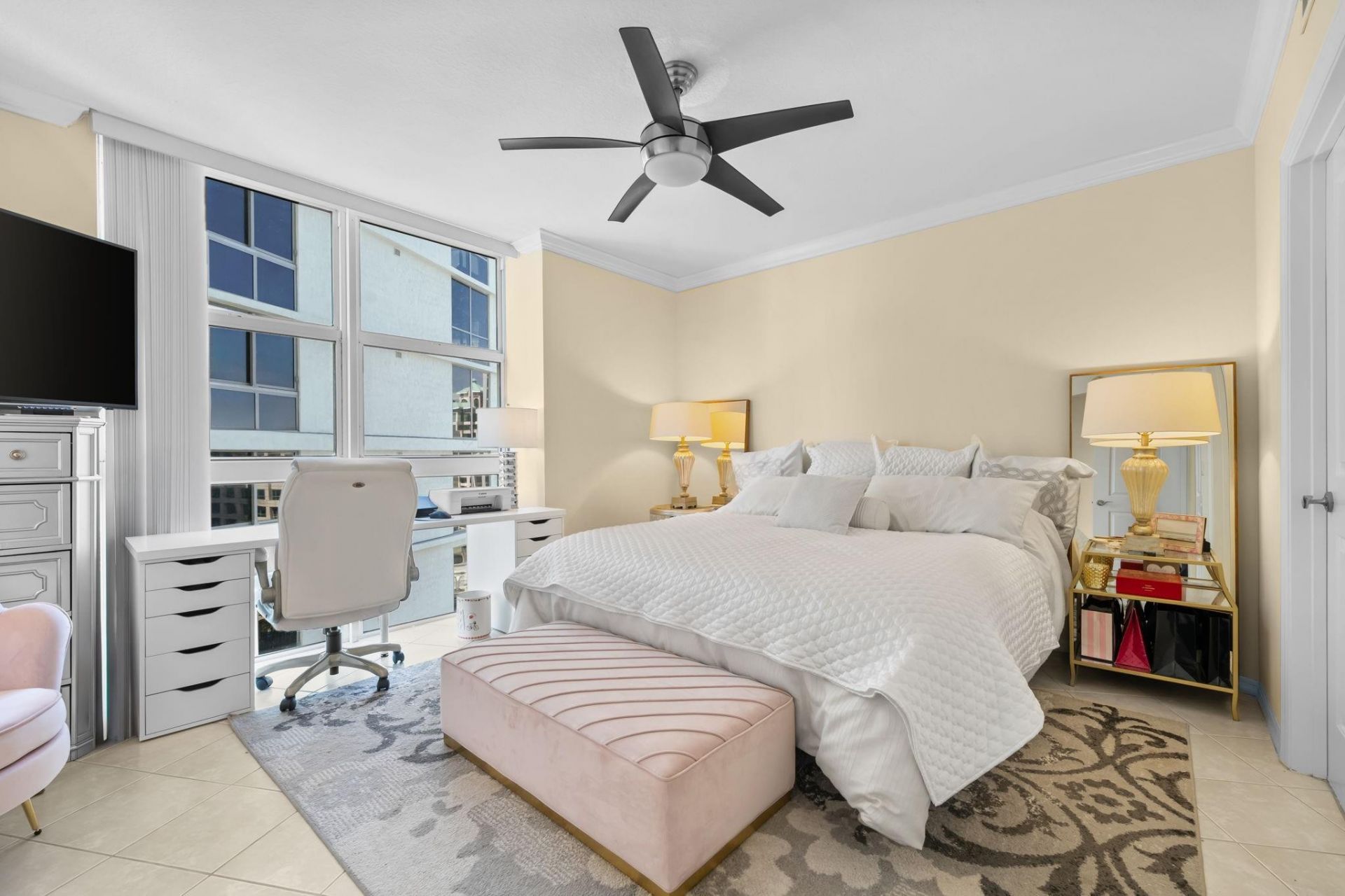 347 N New River Drive, Unit 1706, Fort Lauderdale, FL 33301 Photo