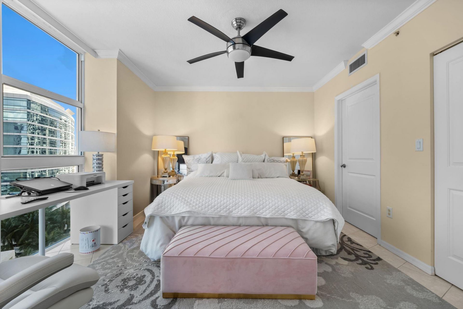 347 N New River Drive, Unit 1706, Fort Lauderdale, FL 33301 Photo