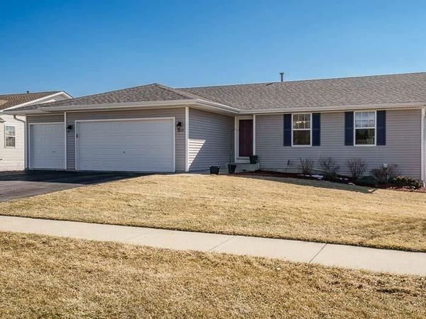 6827 TUPELO, Loves Park, IL 61111