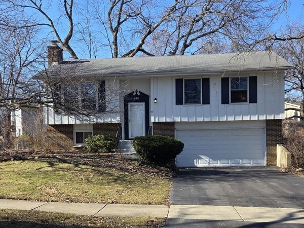 846 Brookside Drive, Bartlett, IL 60103