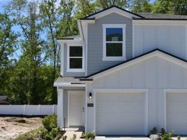 2726 IRON ROCK Court, Jacksonville, FL 32254