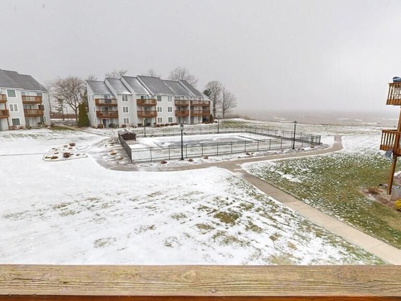 6035 Lake , Ashtabula, OH 44004 Photo 2