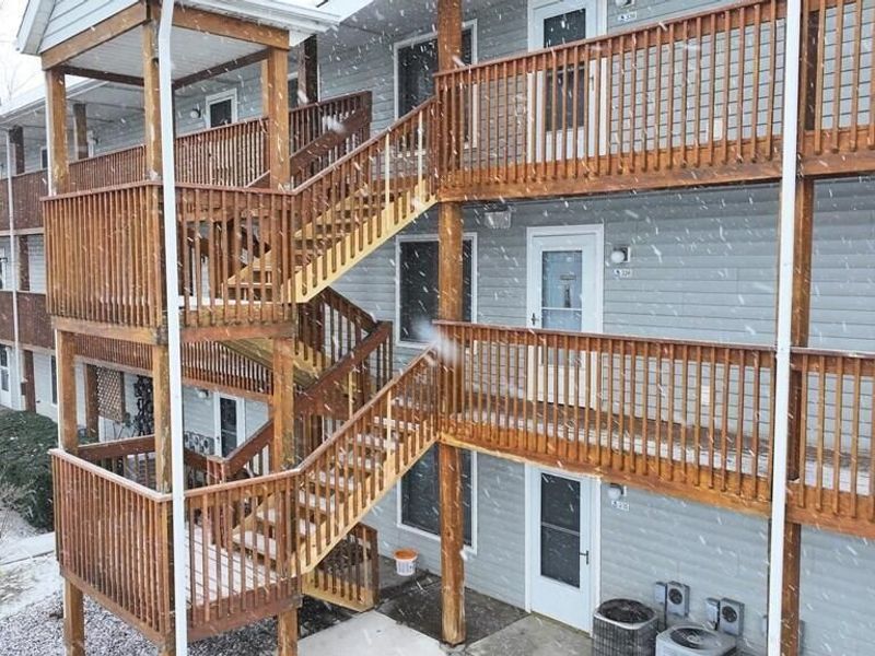 6035 Lake , Ashtabula, OH 44004 Photo 3