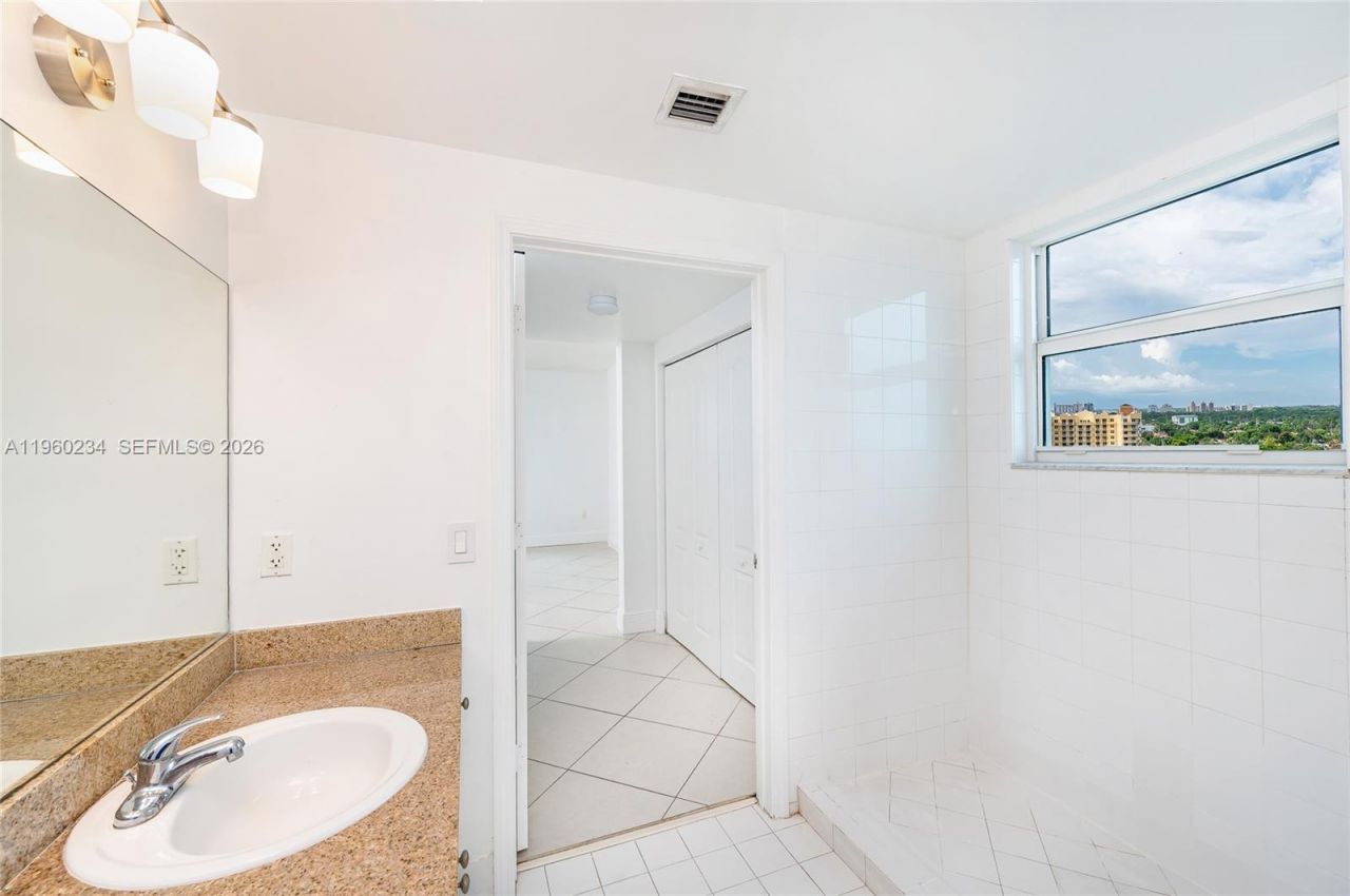 117 NW 42nd Ave , Unit 1515, Miami, FL 33126 Photo