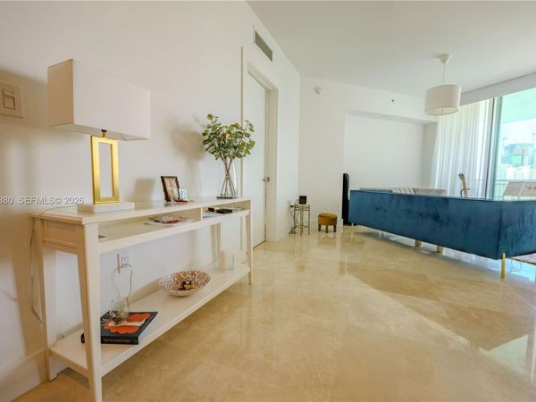 Unit 3203, Miami, FL 33130