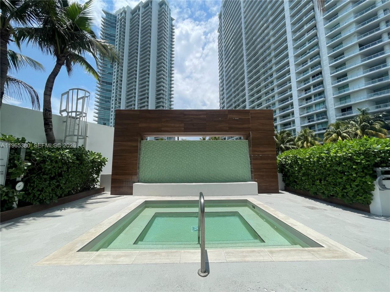 350 S Miami Ave, Unit 3203, Miami, FL 33130 Photo