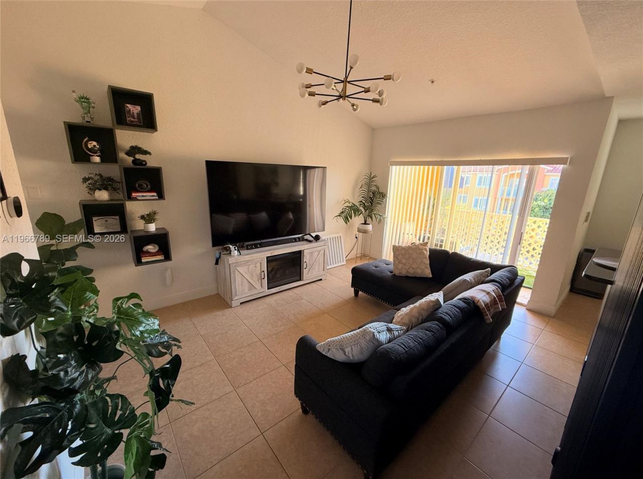 20930 SW 87th Ave , Unit 305, Cutler Bay, FL 33189 Photo