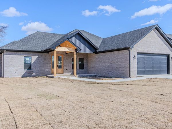 1401 S 31 1/2, Paragould, AR 72450