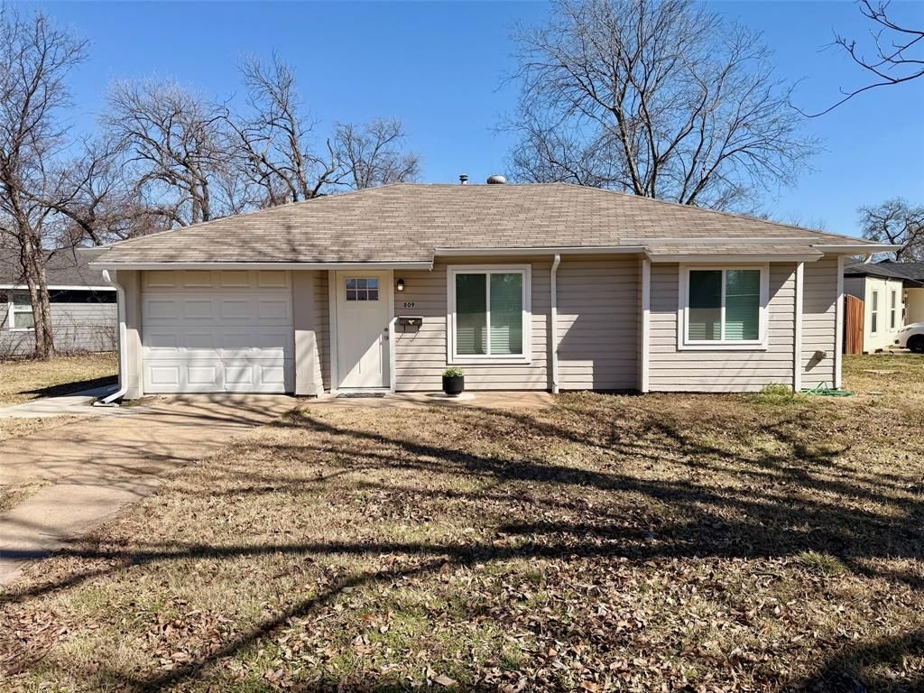 809 Shawnee Trace, Grand Prairie, TX 75051 Main Photo