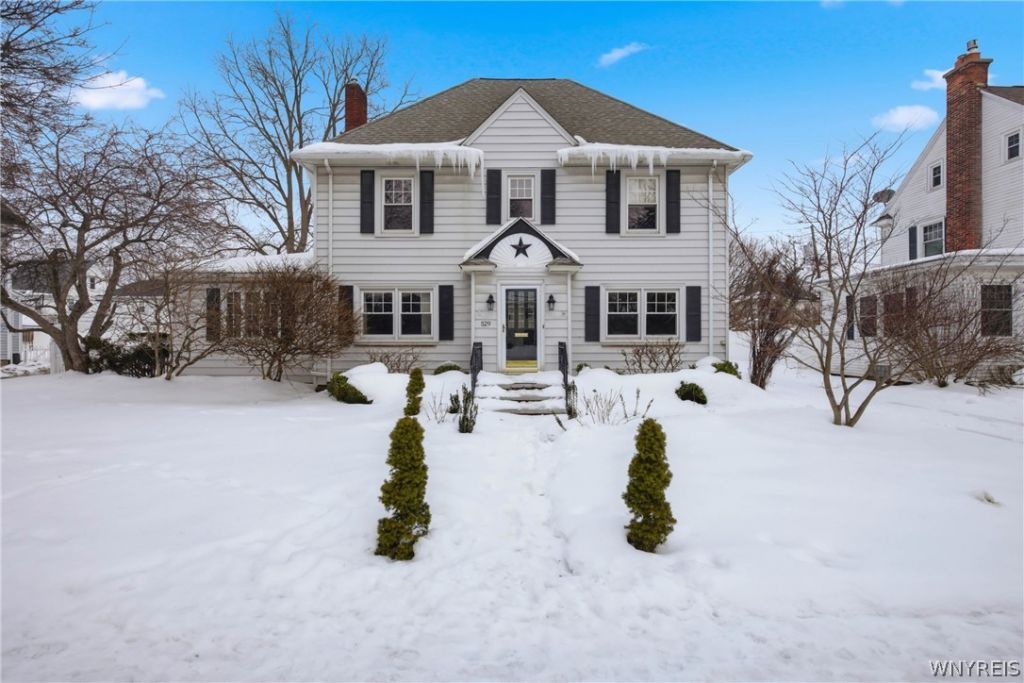 529 Willow Street, Lockport, NY 14094 Main Photo