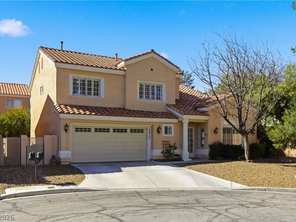 8813 Silver Mountain Court, Las Vegas, NV 89134