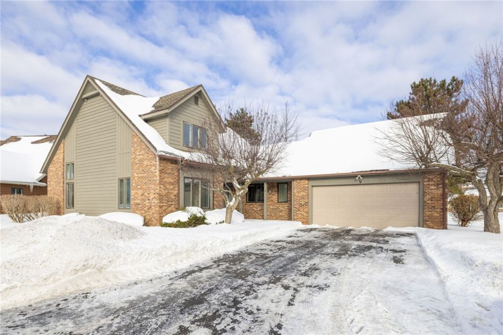 9 Margate Dr, Rochester, NY 14616 Main Photo