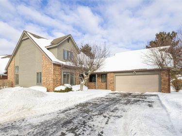 9 Margate Dr, Rochester, NY 14616